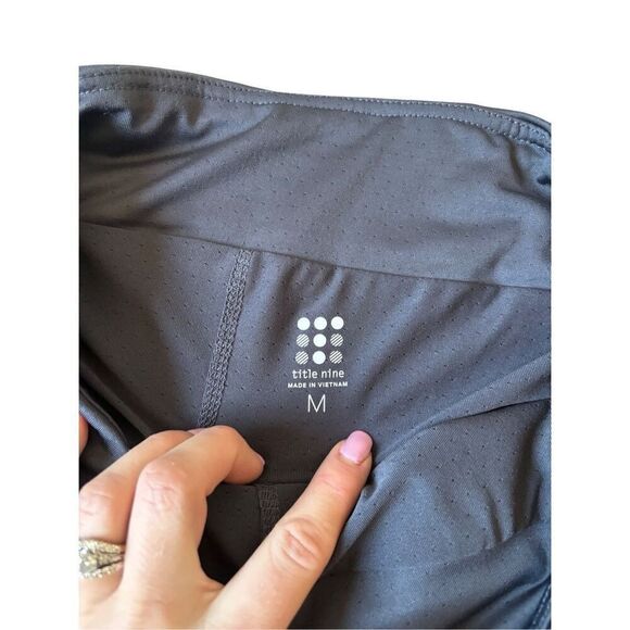Title Nine Hollaback Skort Gray size M Athletic - Picture 5 of 12